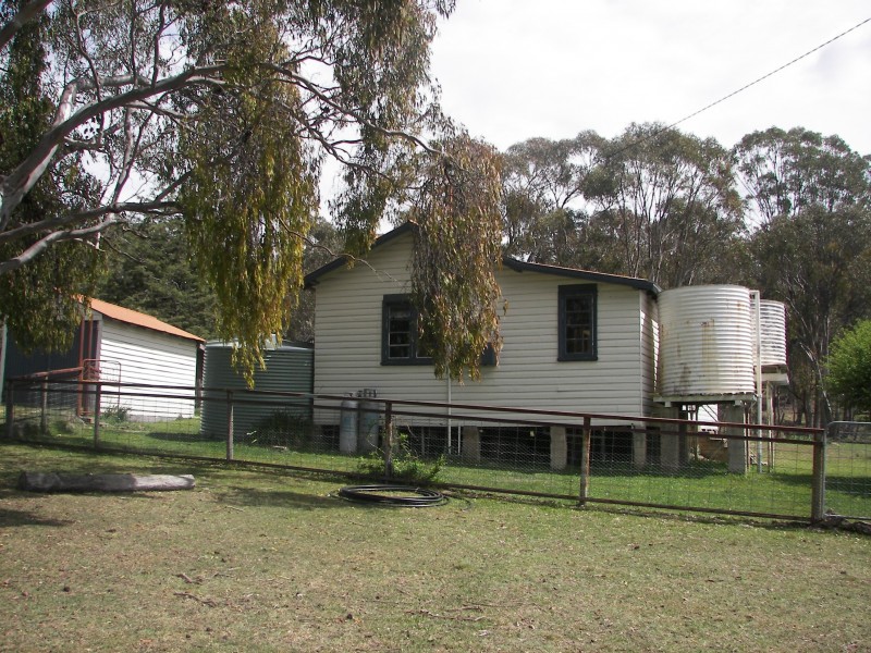 ‘Annaleey’ New England Highway, Armidale NSW 2350
