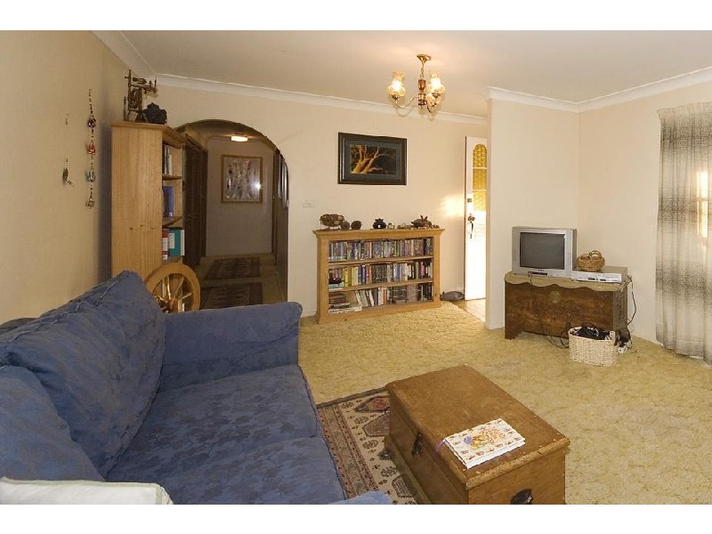 8 Kathleen Crescent, Armidale NSW 2350