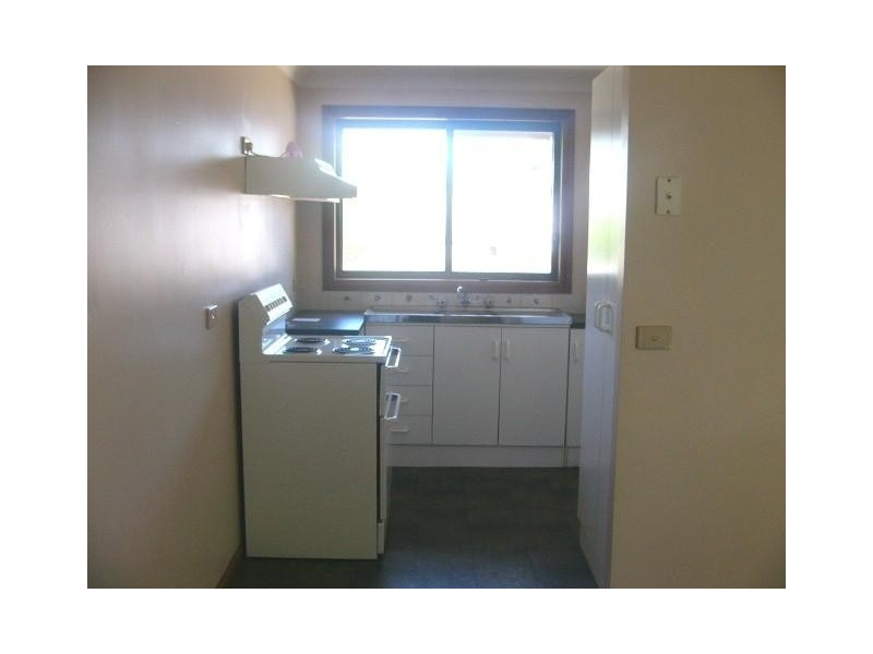 2/1 Butler Lane, Armidale NSW 2350