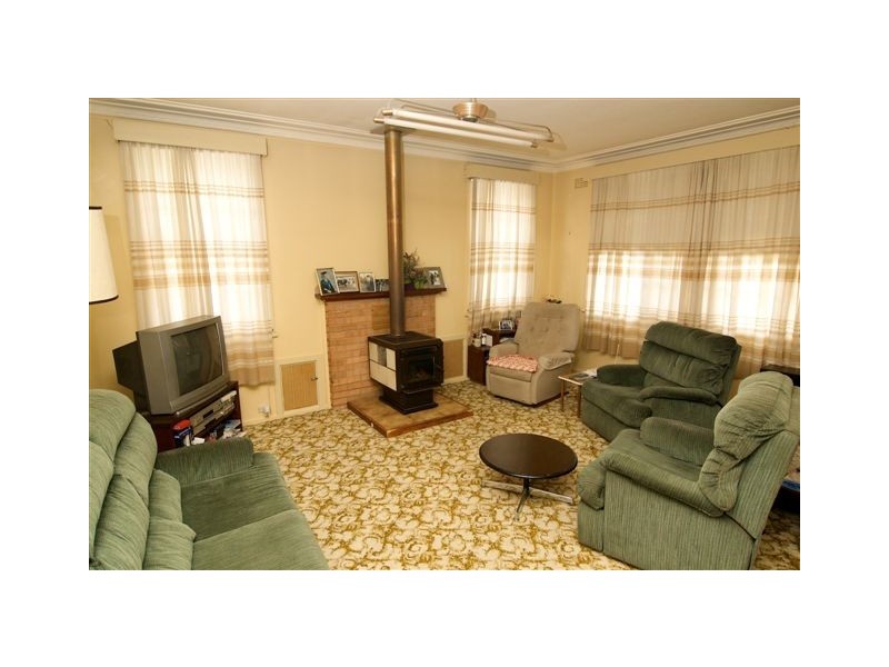 2 College Avenue, Armidale NSW 2350