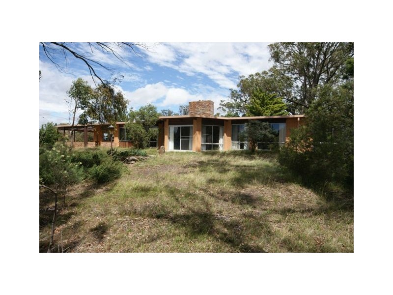 24 Invergowrie Road, Armidale NSW 2350