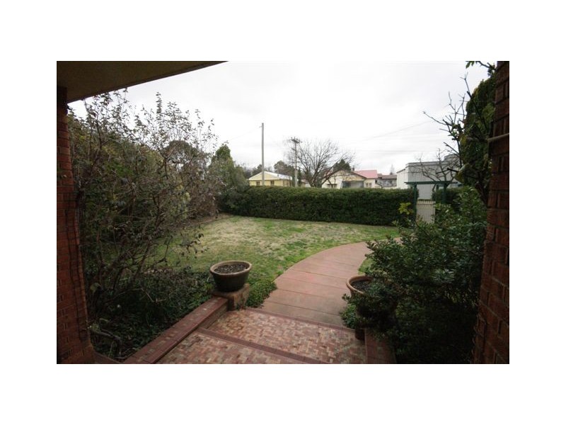 147 Marsh Street, Armidale NSW 2350