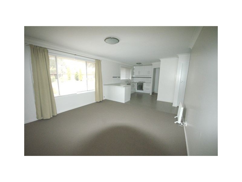 1/12 Kuranda Avenue, Armidale NSW 2350