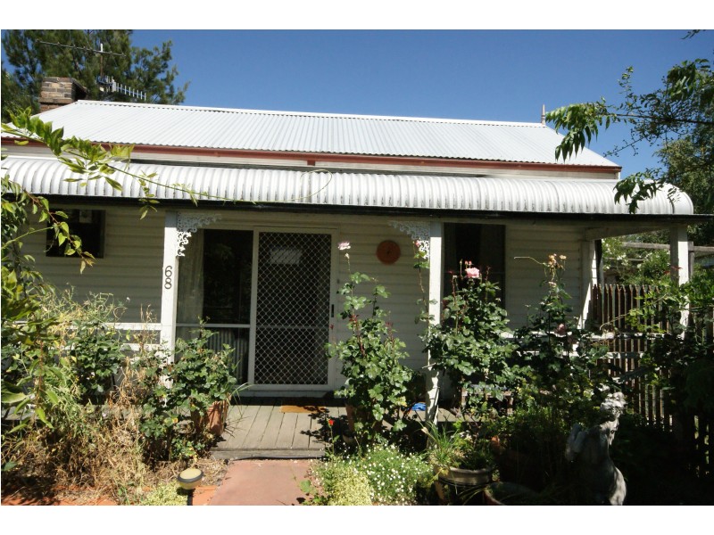 68 Ohio Street, Armidale NSW 2350