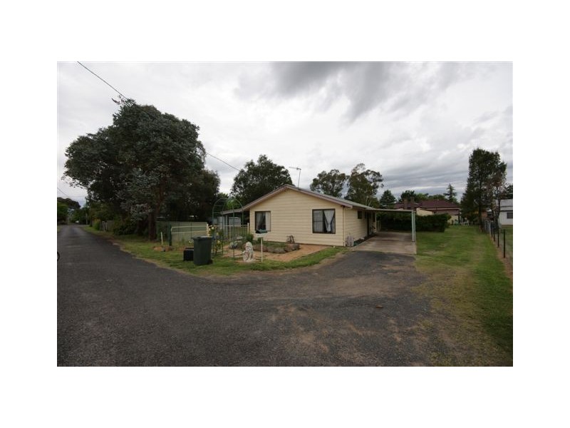 17 Coopers Lane, URALLA, Uralla NSW 2358