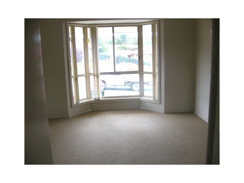 1/32  Golden Grove, Armidale NSW 2350