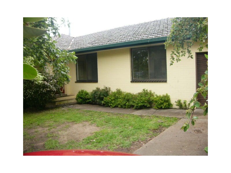 2/2 Dalton Drive, Armidale NSW 2350