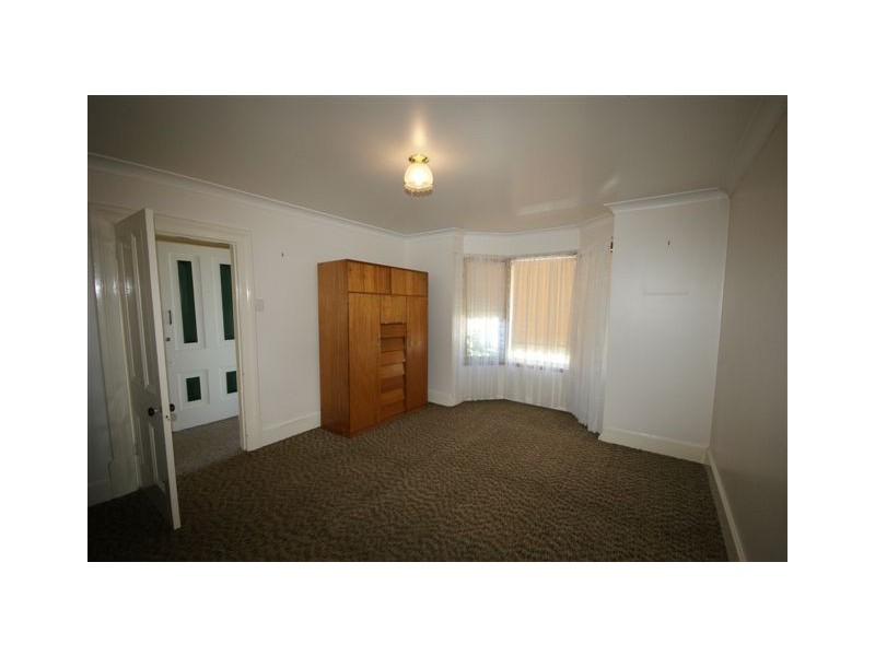 261 Rusden Street, Armidale NSW 2350