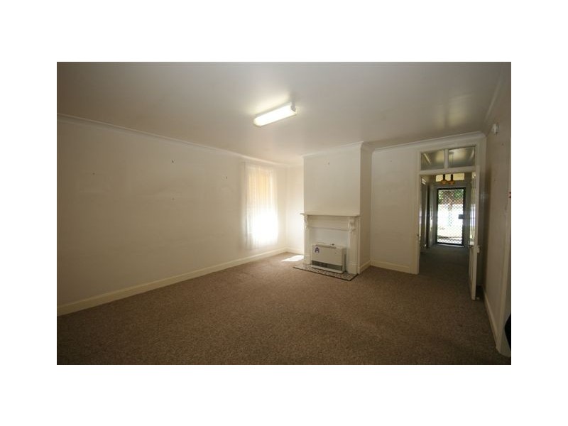 261 Rusden Street, Armidale NSW 2350