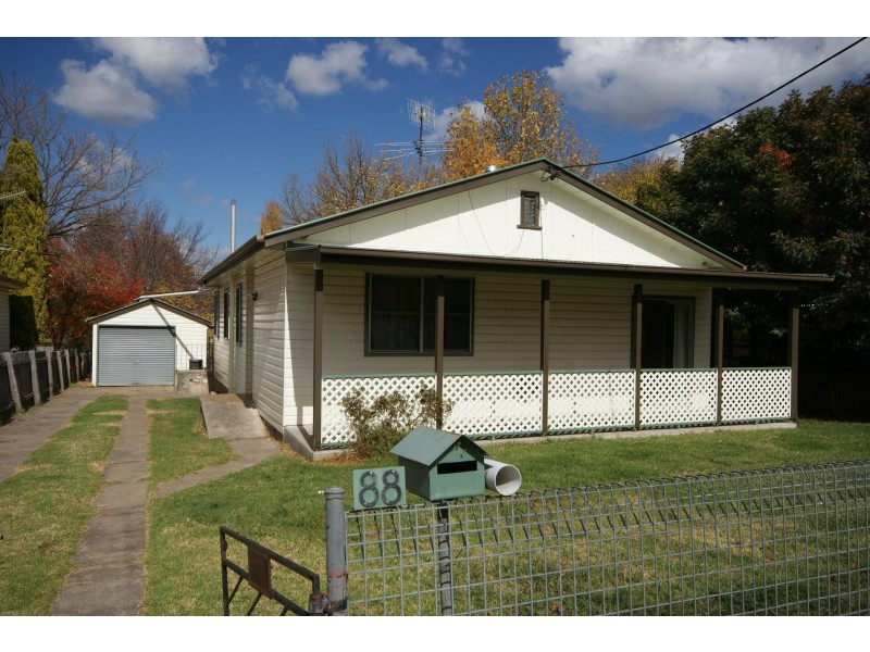 88 Donnelly Street, Armidale NSW 2350