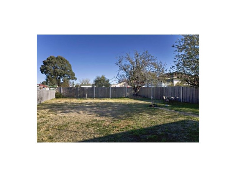 4 Jones Avenue, Armidale NSW 2350