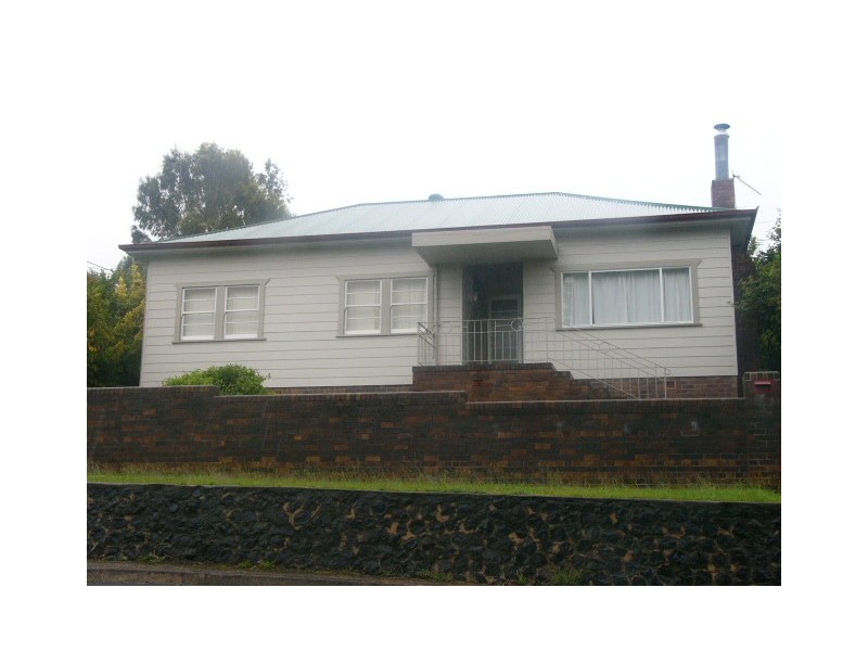 143 Donnelly Street, Armidale NSW 2350
