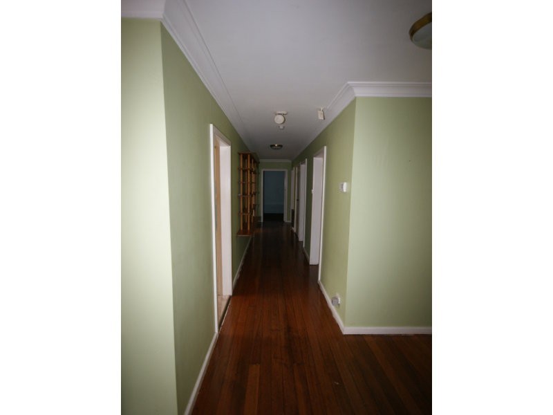 32 Enid Street, Armidale NSW 2350