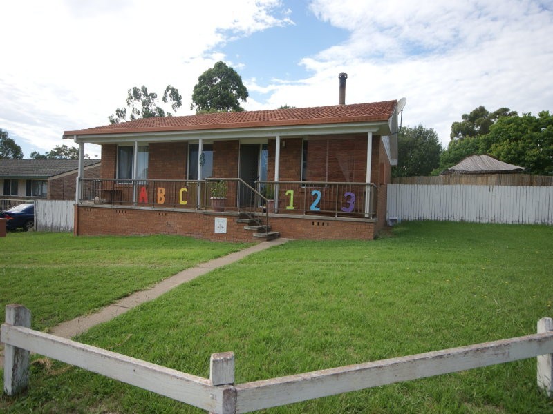11 See Avenue, Armidale NSW 2350