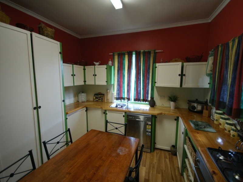 39A Waterfall Way, Armidale NSW 2350