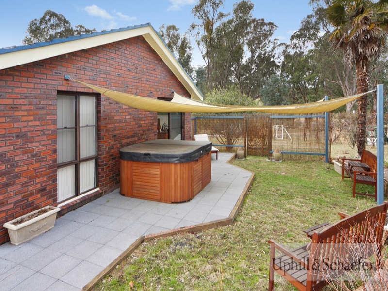 32 Adina Road, Armidale NSW 2350