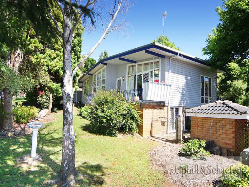 25 Wilson Avenue, Armidale NSW 2350