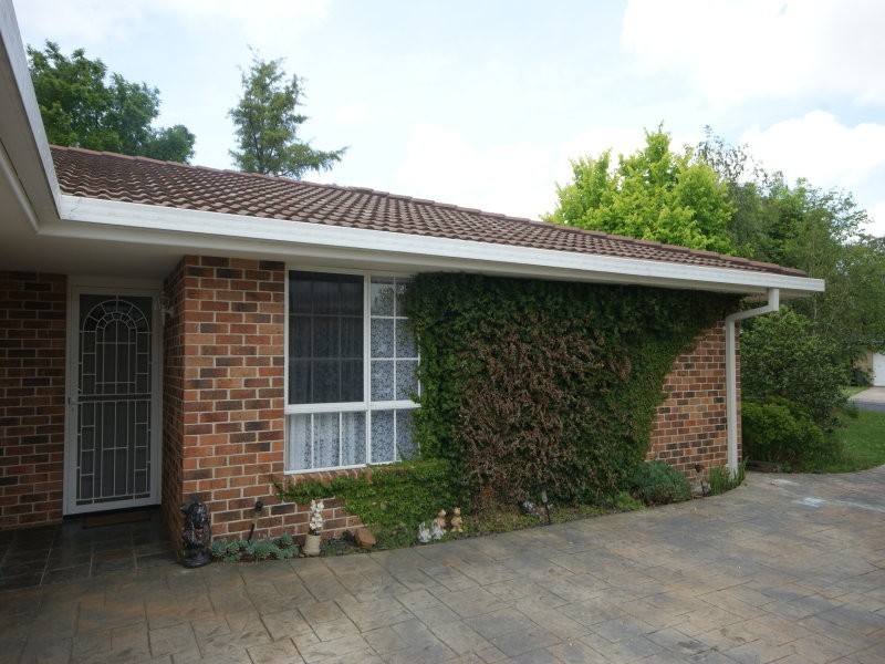 13 Northey Drive, Armidale NSW 2350