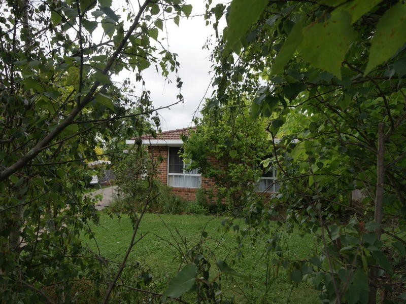 13 Northey Drive, Armidale NSW 2350