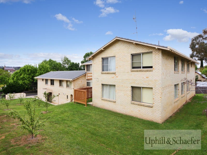 127 Kirkwood Street, Armidale NSW 2350