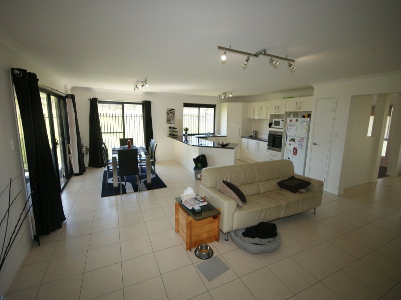 28 Dale Crescent, Armidale NSW 2350