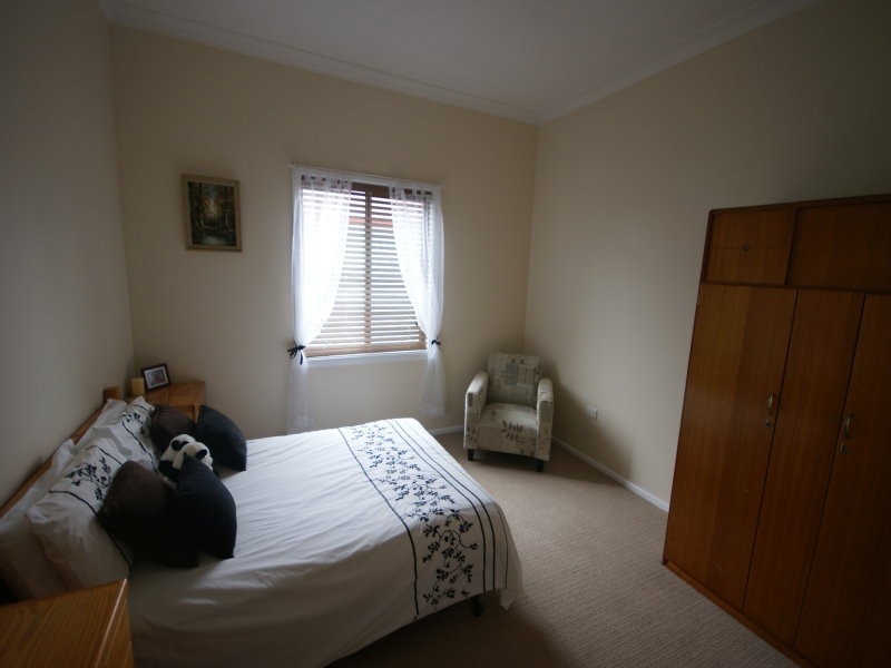 12 Marsh Street, Armidale NSW 2350