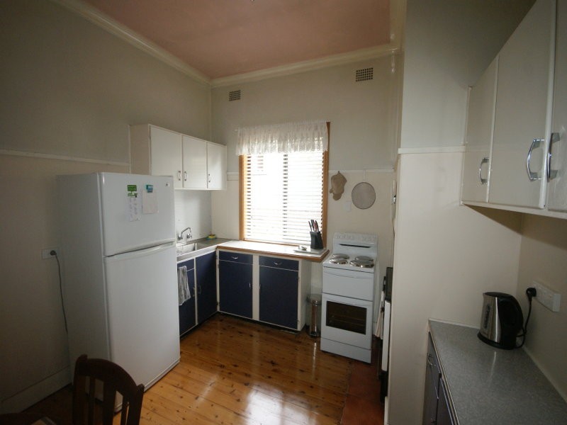 12 Marsh Street, Armidale NSW 2350