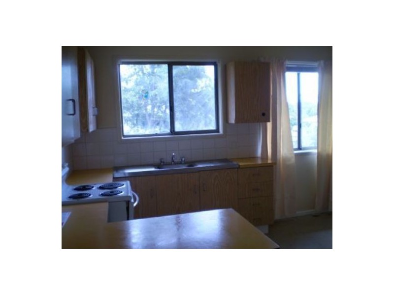 16 Bracken Street, Armidale NSW 2350