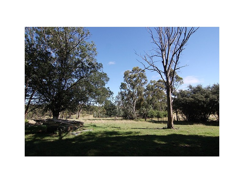 187  Clarks Road,, Armidale NSW 2350