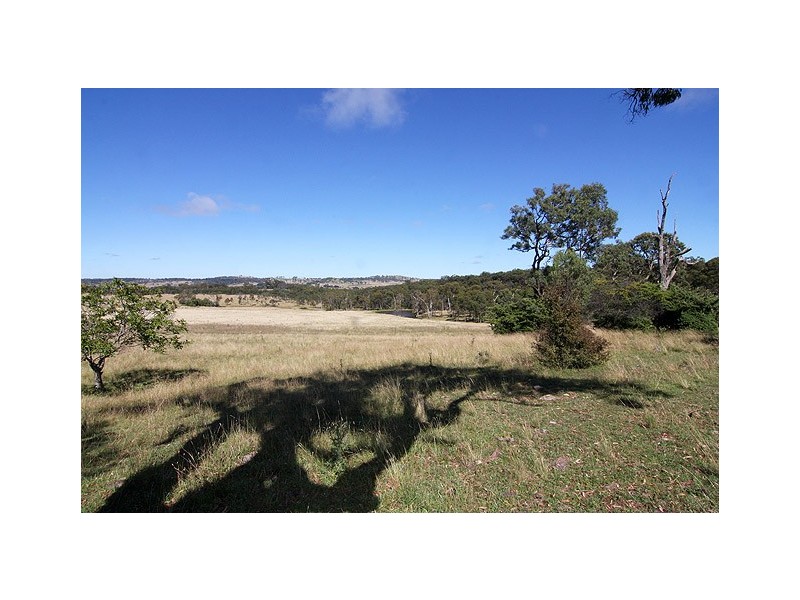 187  Clarks Road,, Armidale NSW 2350