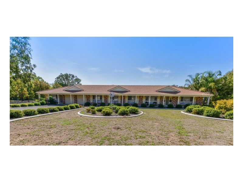 17 Dangar Crescent, Kingswood NSW 2340