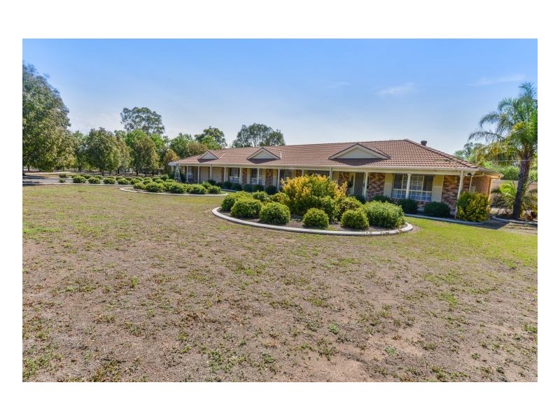 17 Dangar Crescent, Kingswood NSW 2340