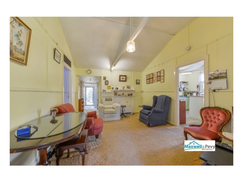 7- 9 Robina Street, Tamworth NSW 2340