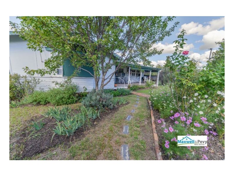 7- 9 Robina Street, Tamworth NSW 2340