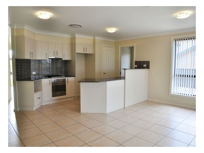 6 Rosella Avenue, Calala NSW 2340