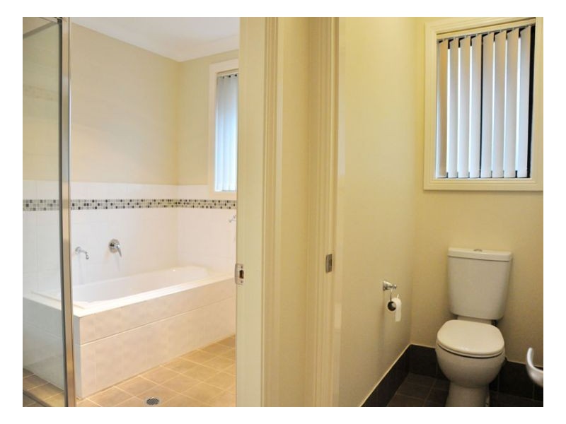 6 Rosella Avenue, Calala NSW 2340