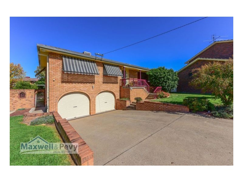82 McRae Street, Tamworth NSW 2340