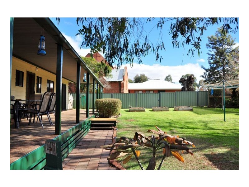12 Ridge Street, Attunga NSW 2345