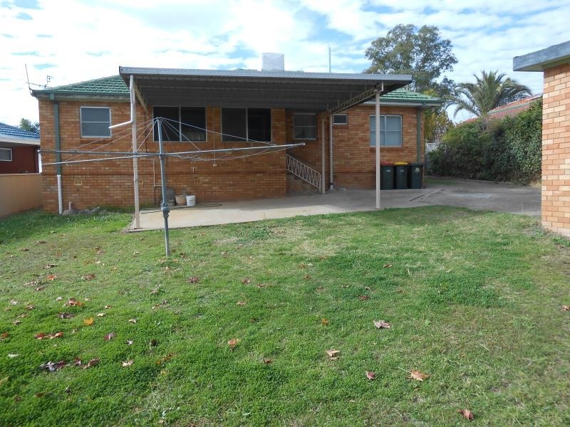 6 Reservoir Street, Tamworth NSW 2340