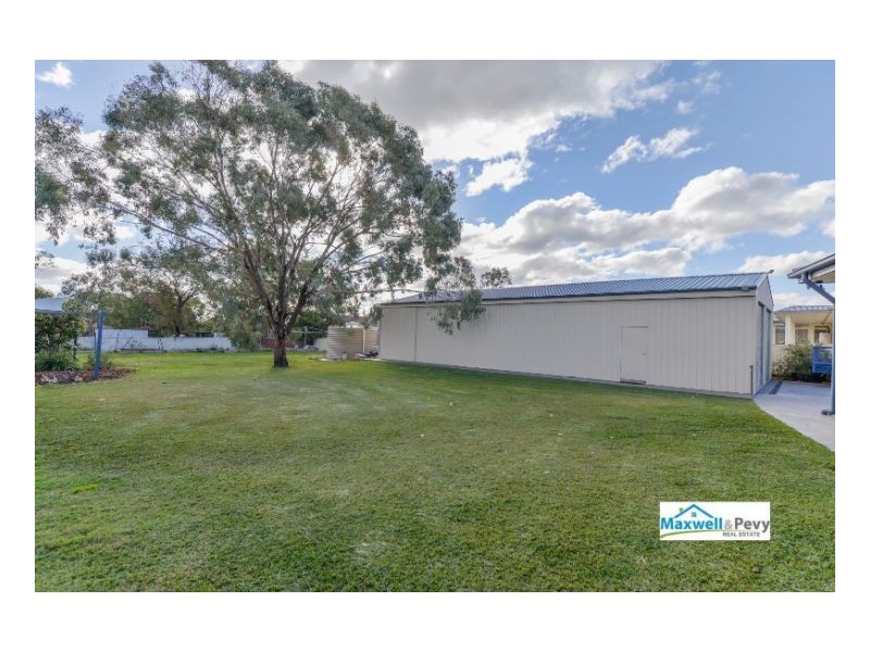 5 Narran Place, Tamworth NSW 2340
