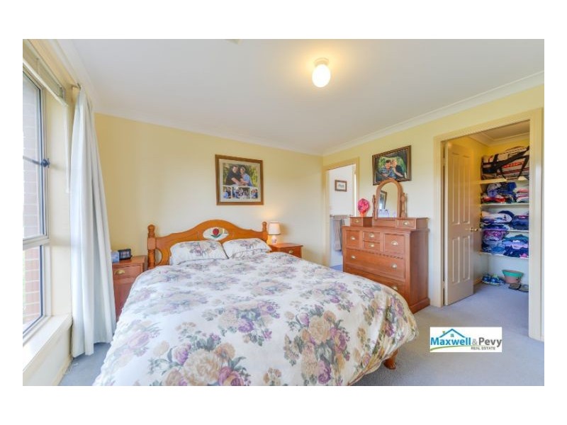 5 Narran Place, Tamworth NSW 2340
