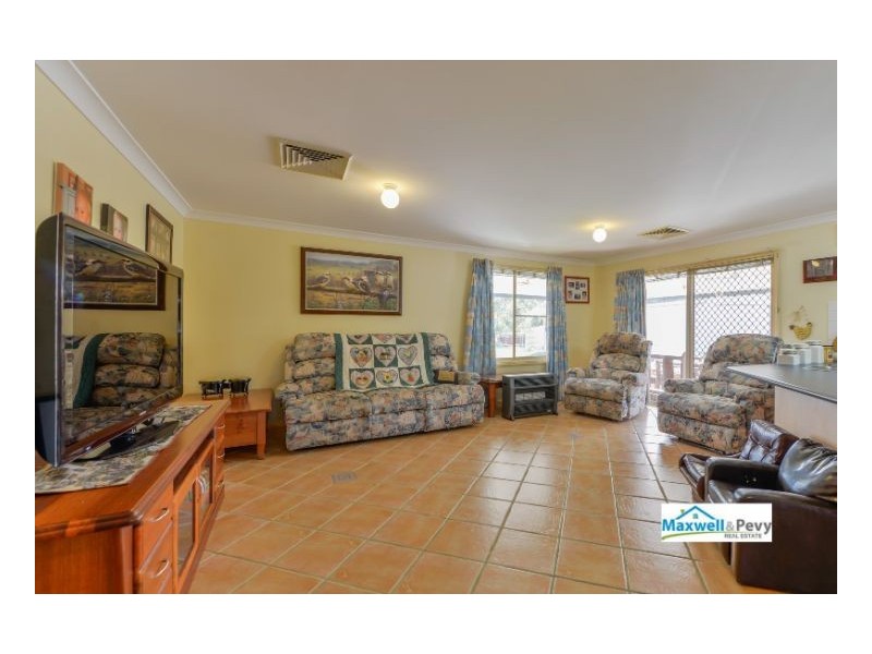 5 Narran Place, Tamworth NSW 2340