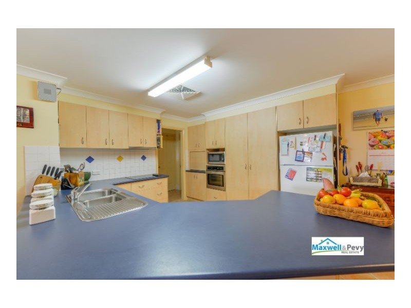 5 Narran Place, Tamworth NSW 2340