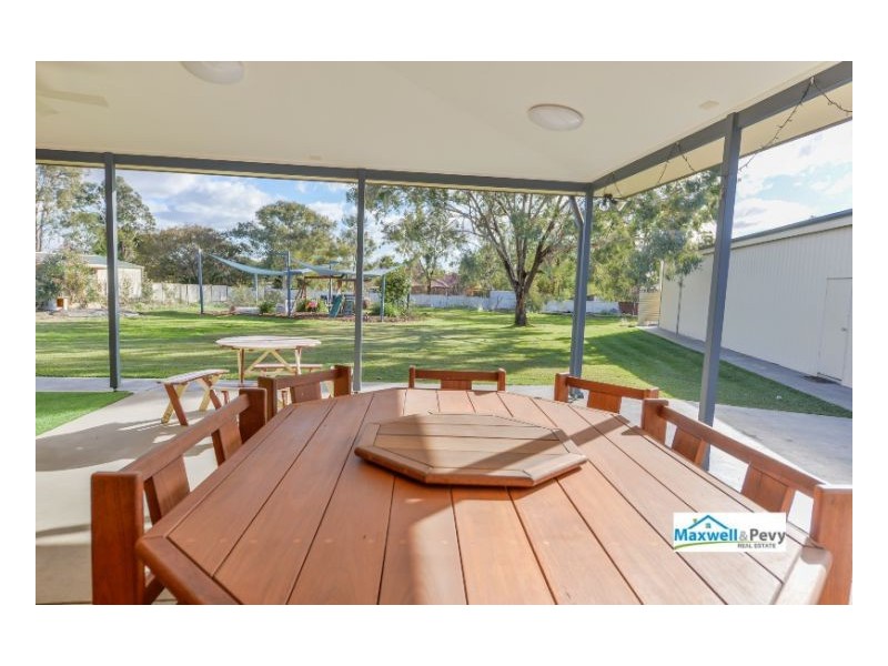 5 Narran Place, Tamworth NSW 2340