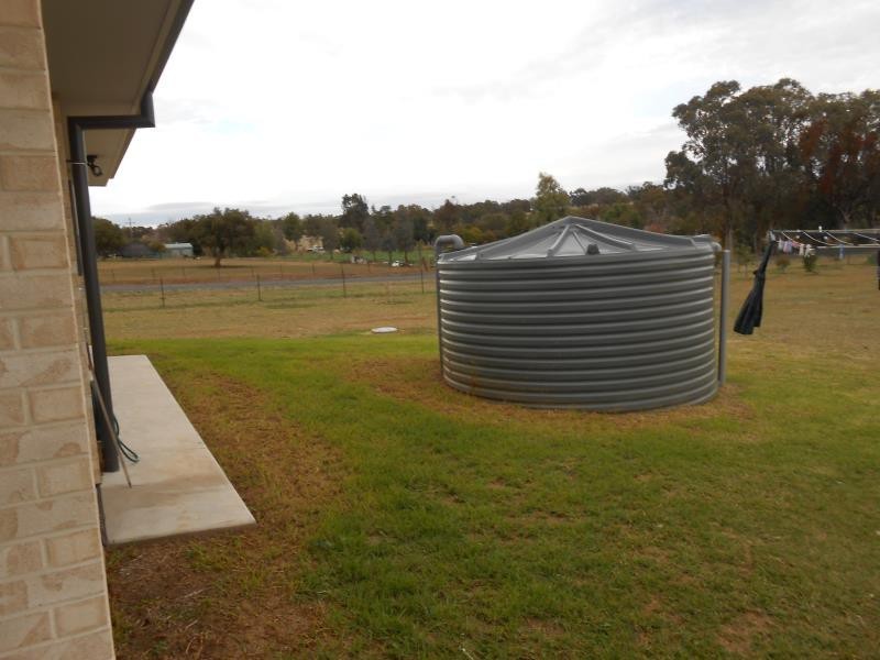 311 Forest Road, Tamworth NSW 2340