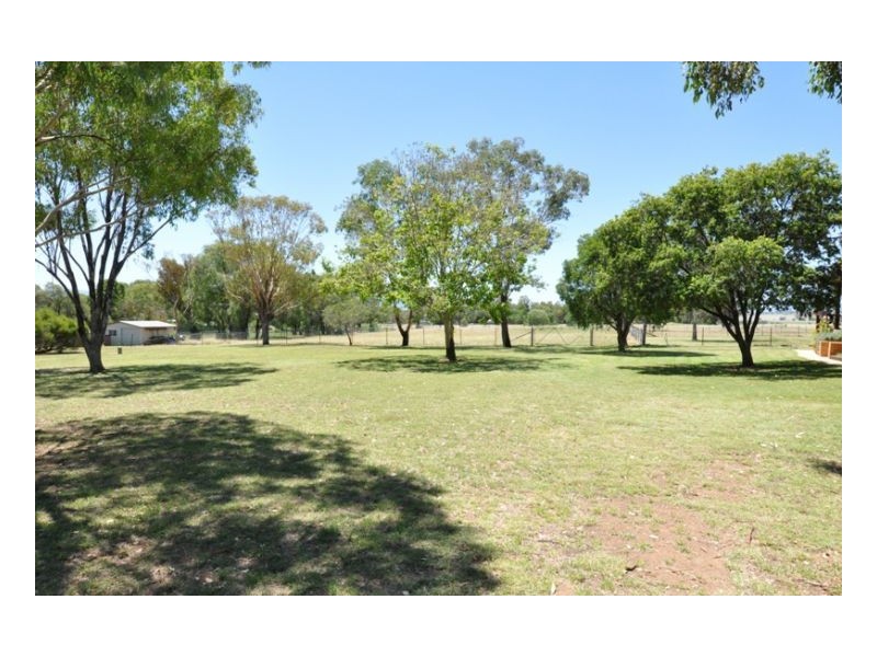 57 Colwell Road, Tamworth NSW 2340