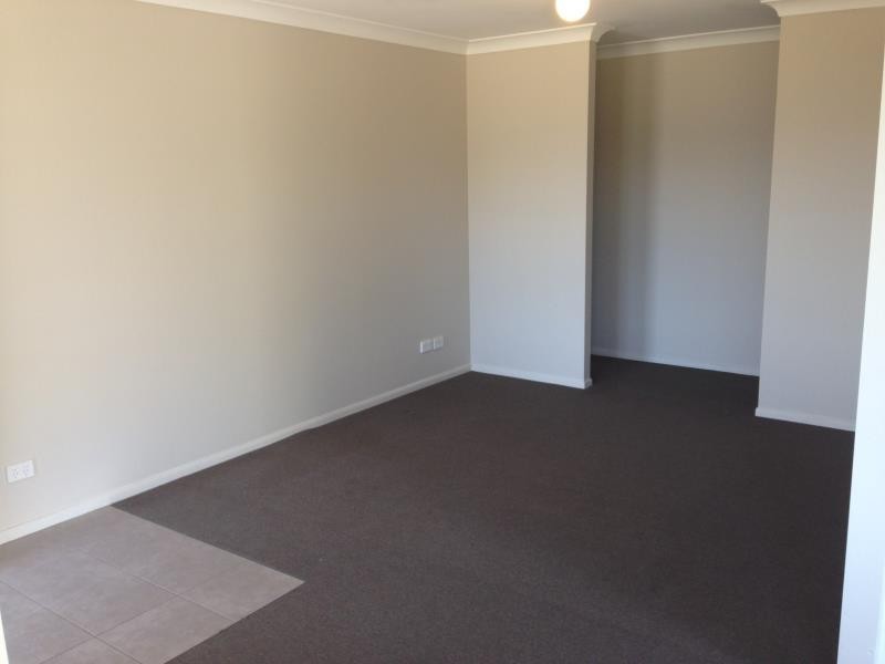 1/12 Wren Close, Tamworth NSW 2340