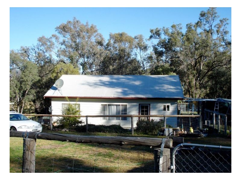 302 Moonbi Gap Road, Moonbi NSW 2353