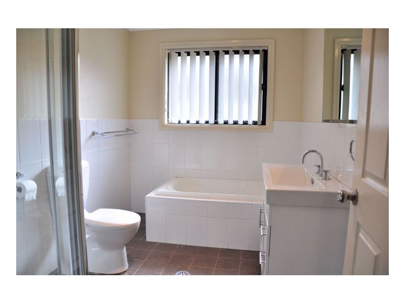 24 Gungurru Close, Calala NSW 2340