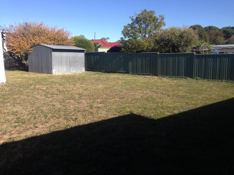 36 Oak Street, Tamworth NSW 2340